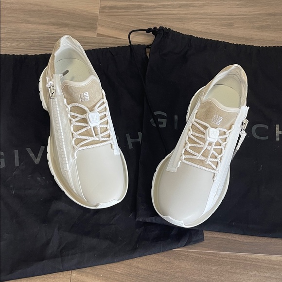 Givenchy Women’s Spectre Zip Sneaker 9.5 NWT - Picture 5 of 13